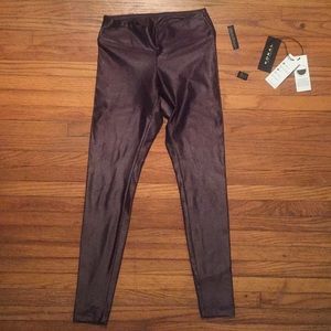 Koral Lustrous Legging